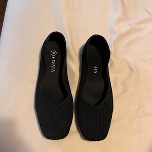 Vivaia flats - washable. Size 40 (US 9) used twice